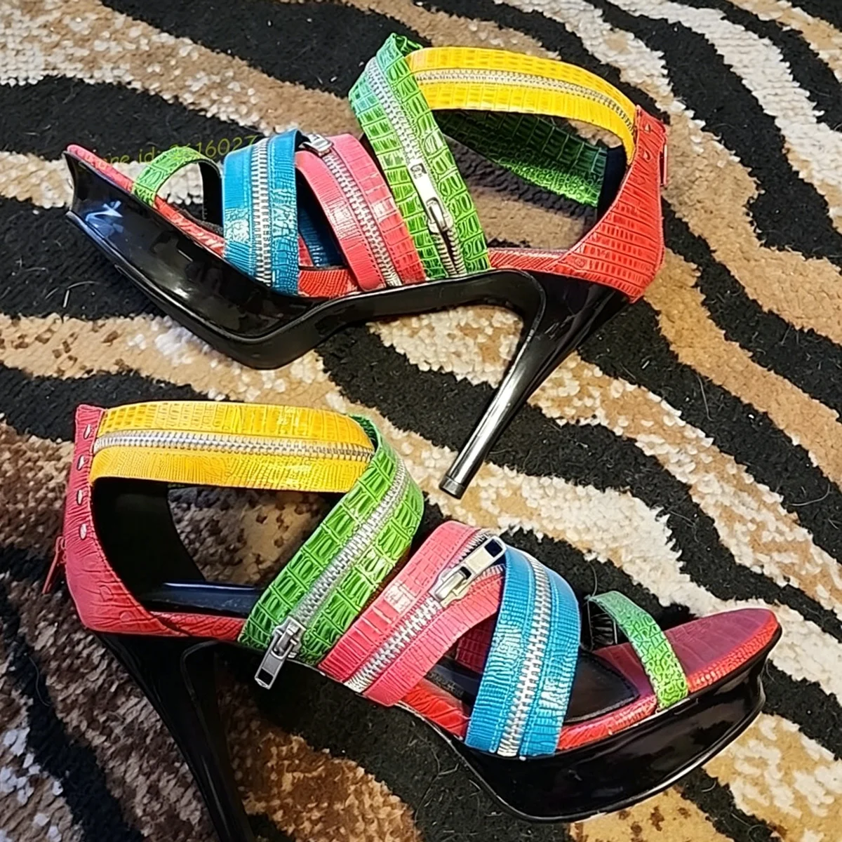 Open Toe Strappy with Zip Sandals Colorful Cutouts Slender Upper Stiletto High Heels Sandals Snake Pattern Leather Party Shoes
Open Toe Strappy with Zip Sandals Colorful Cutouts Slender Upper Stiletto High Heels Sandals Snake Pattern Leather Party Shoes