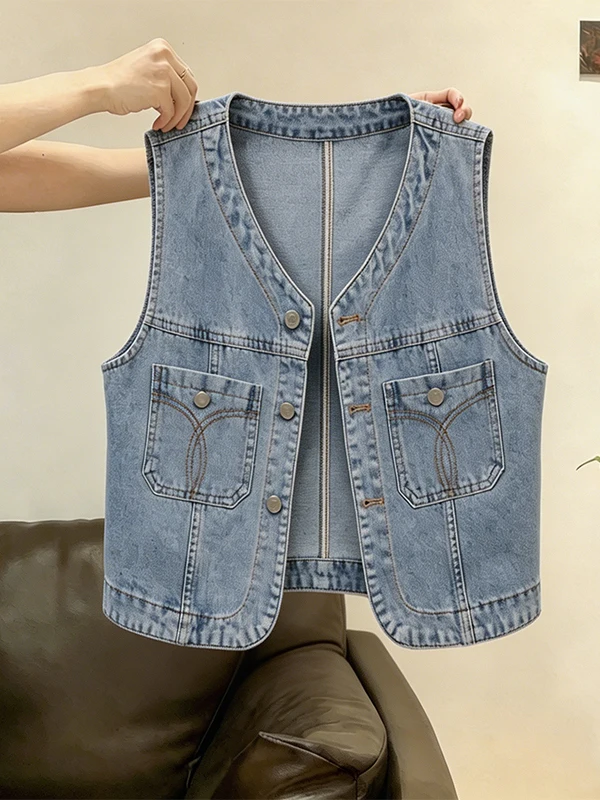 Summer New Style Large Size Denim Vest Women's Casual Sleeveless Top Fashionable Versatile Simple Design V-Neck Outerwear
Summer New Style Large Size Denim Vest Women's Casual Sleeveless Top Fashionable Versatile Simple Design V-Neck Outerwear