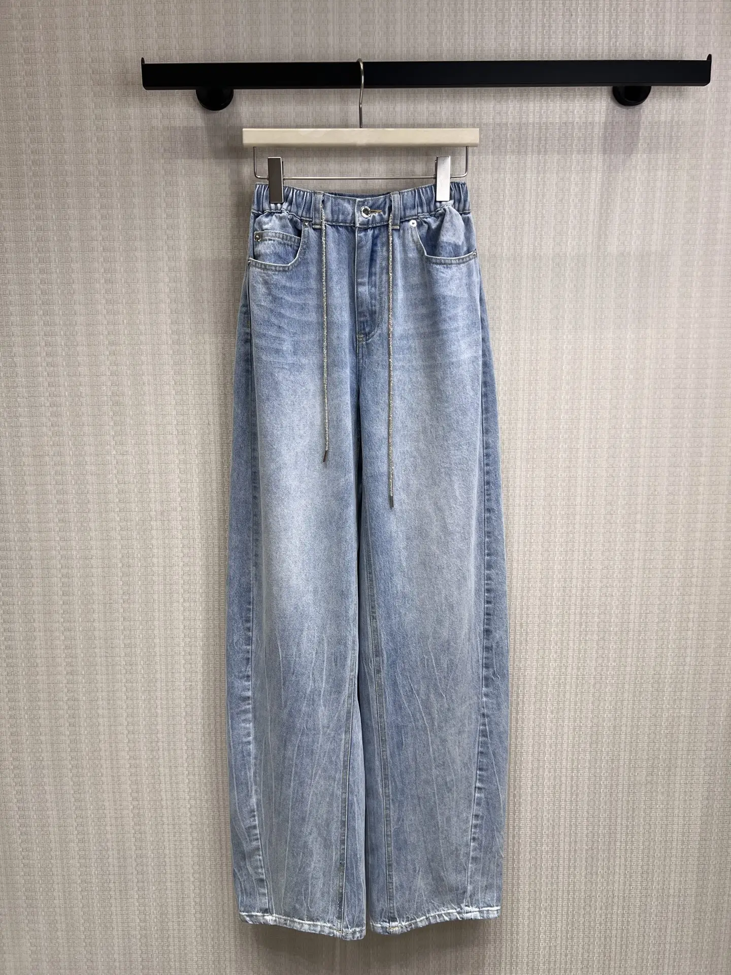Washed Blue Wide Leg Elastic Waist Drawstring Loose Slimming Street Style Fashionable Jeans Women's Summer High Waist Zipper
Washed Blue Wide Leg Elastic Waist Drawstring Loose Slimming Street Style Fashionable Jeans Women's Summer High Waist Zipper