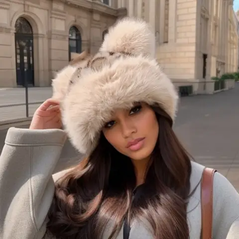 Cappello da pescatore casual Boho in tinta unita - Elegante stile retrò da strada con paraorecchie staccabili in pelliccia sintetica in poliestere, vento regolabile