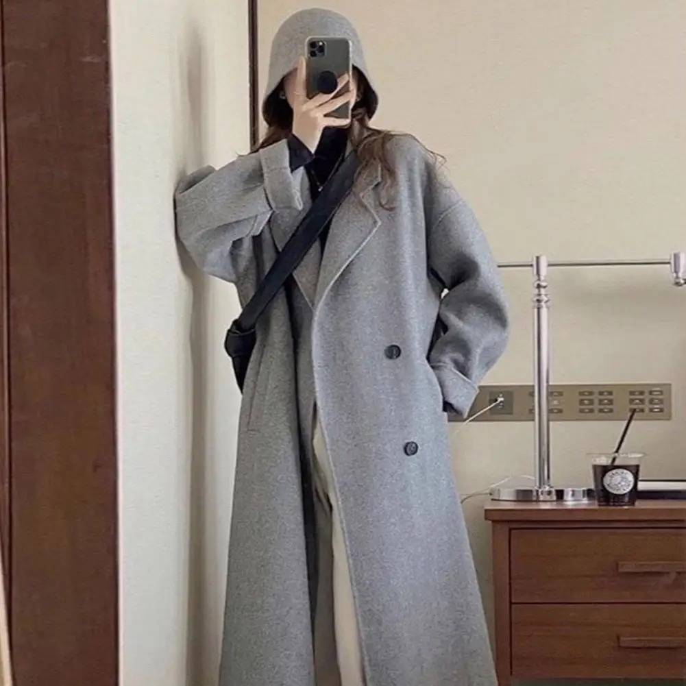 Warm Jacket Stylish Women's Double-breasted Woolen Coat with Turn-down Collar Long Sleeves Loose Fit Chic Mid Length for Winter
Warm Jacket Stylish Women's Double-breasted Woolen Coat with Turn-down Collar Long Sleeves Loose Fit Chic Mid Length for Winter