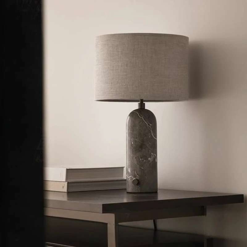 Датские мраморные средневековые торшеры Роскошный дизайнерский отель Вилла Гостиная Столовая Прикроватные тумбочки Офис Домашние декоративные настольные светильники
Датские мраморные средневековые торшеры Роскошный дизайнерский отель Вилла Гостиная Столовая Прикроватные тумбочки Офис Домашние декоративные настольные светильники