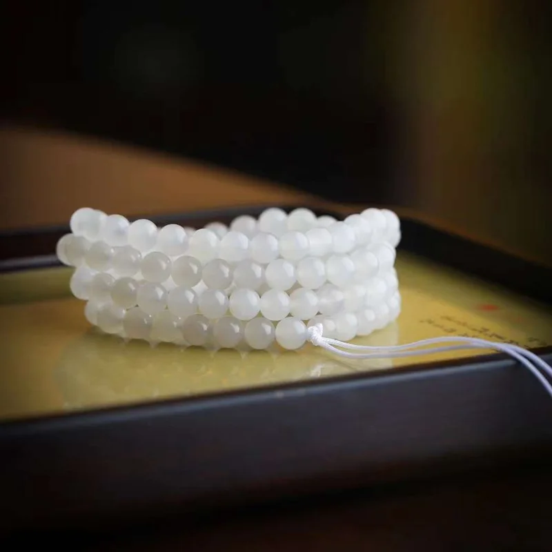 Natural Hetian White 108 Plain Bead Jade Multi-Use Necklace
Natural Hetian White 108 Plain Bead Jade Multi-Use Necklace
