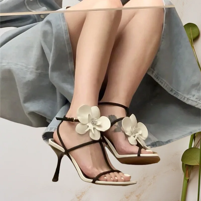 Summer New Women's Open-toed SandalsFad Butterfly Orchid Flower Flip Flops Lady Outdoor Casual Thin Heel Sandals Sandalias Mujer
Summer New Women's Open-toed SandalsFad Butterfly Orchid Flower Flip Flops Lady Outdoor Casual Thin Heel Sandals Sandalias Mujer