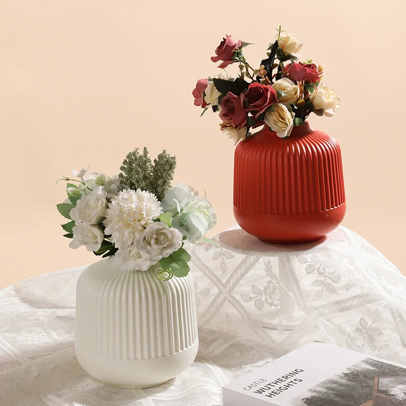 Nordic Creative Imitation Porcelain Plastic Container, Flower Pot, Dry and Wet Flower Decoration, Crafts
Nordic Creative Imitation Porcelain Plastic Container, Flower Pot, Dry and Wet Flower Decoration, Crafts