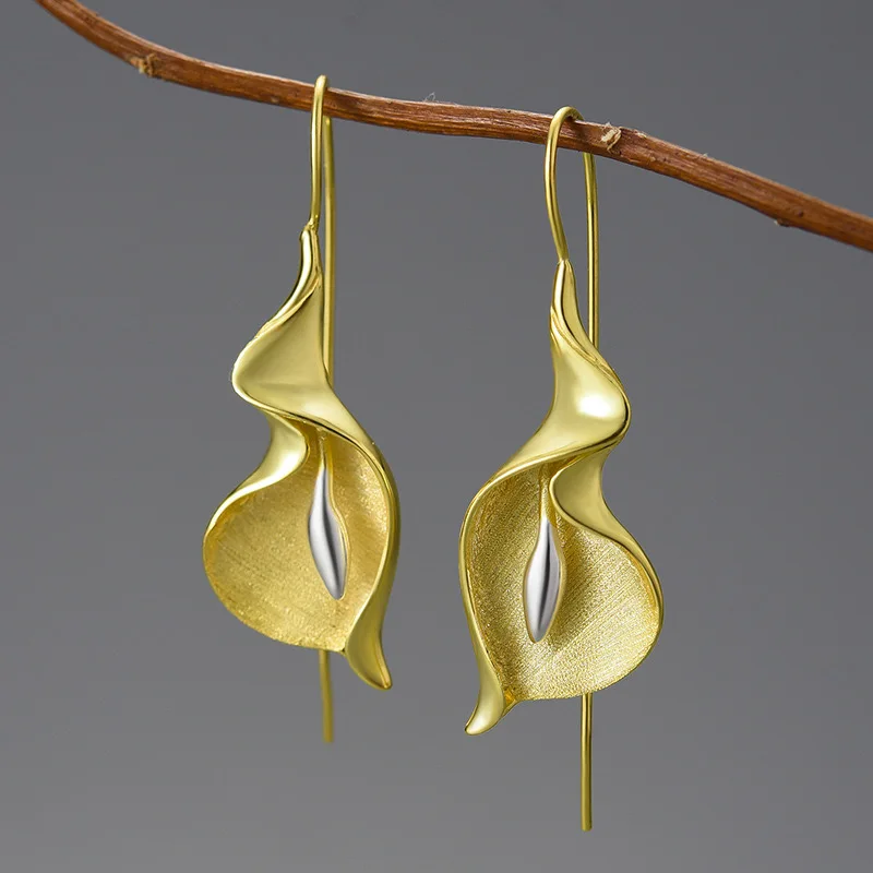 2025 New Fashionable Classic High Quality Brand Luxury Jewelry Women's Flower Design Earrings S925 Temperament Party GIFT
2025 New Fashionable Classic High Quality Brand Luxury Jewelry Women's Flower Design Earrings S925 Temperament Party GIFT