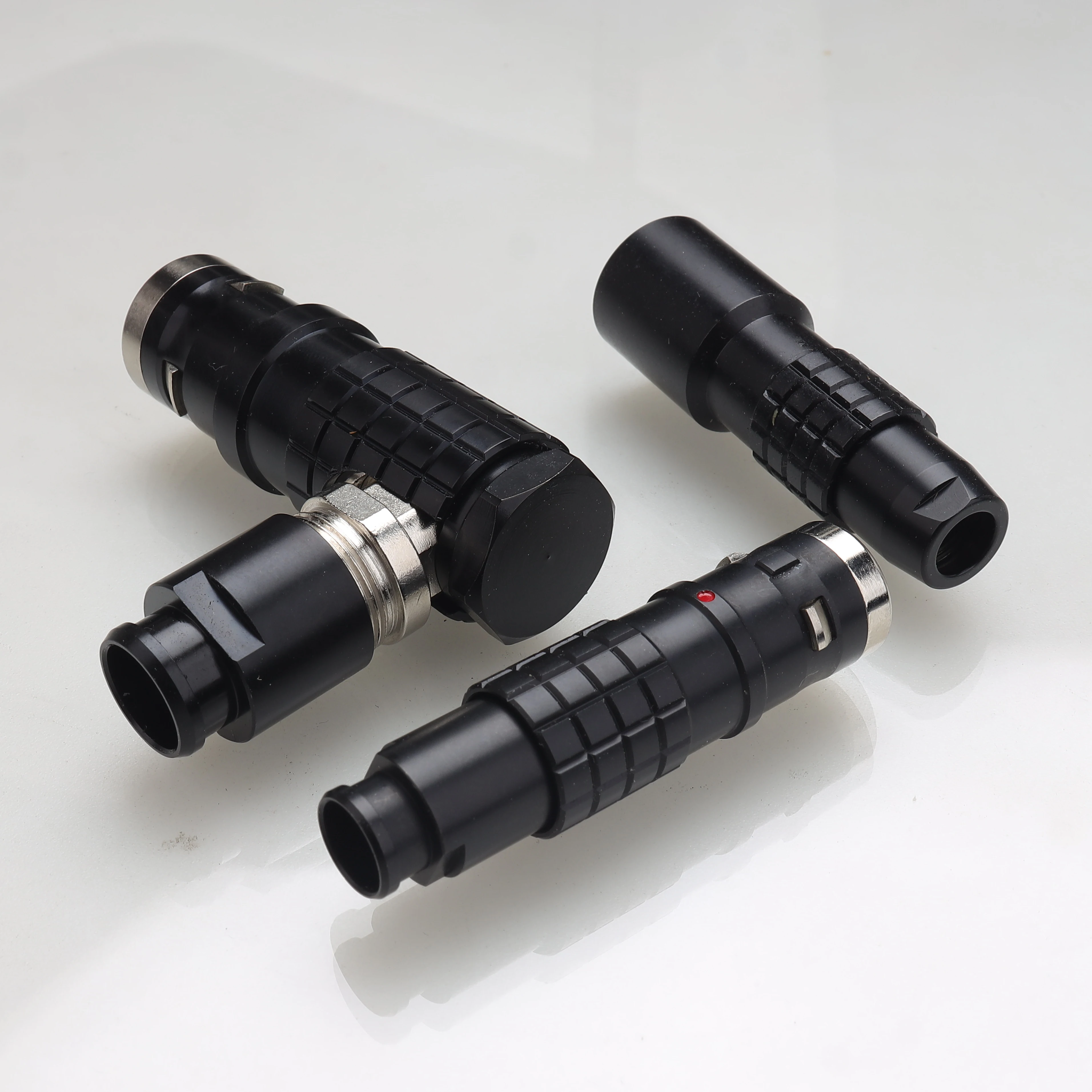 2pin 3pin 4pin 5pin 6pin 7pin 9pin 12pin FGG EGG EEG FHG PHG IP68 Waterproof Push-Pull Self-Locking Connector Plugs and sockets
2pin 3pin 4pin 5pin 6pin 7pin 9pin 12pin FGG EGG EEG FHG PHG IP68 Waterproof Push-Pull Self-Locking Connector Plugs and sockets