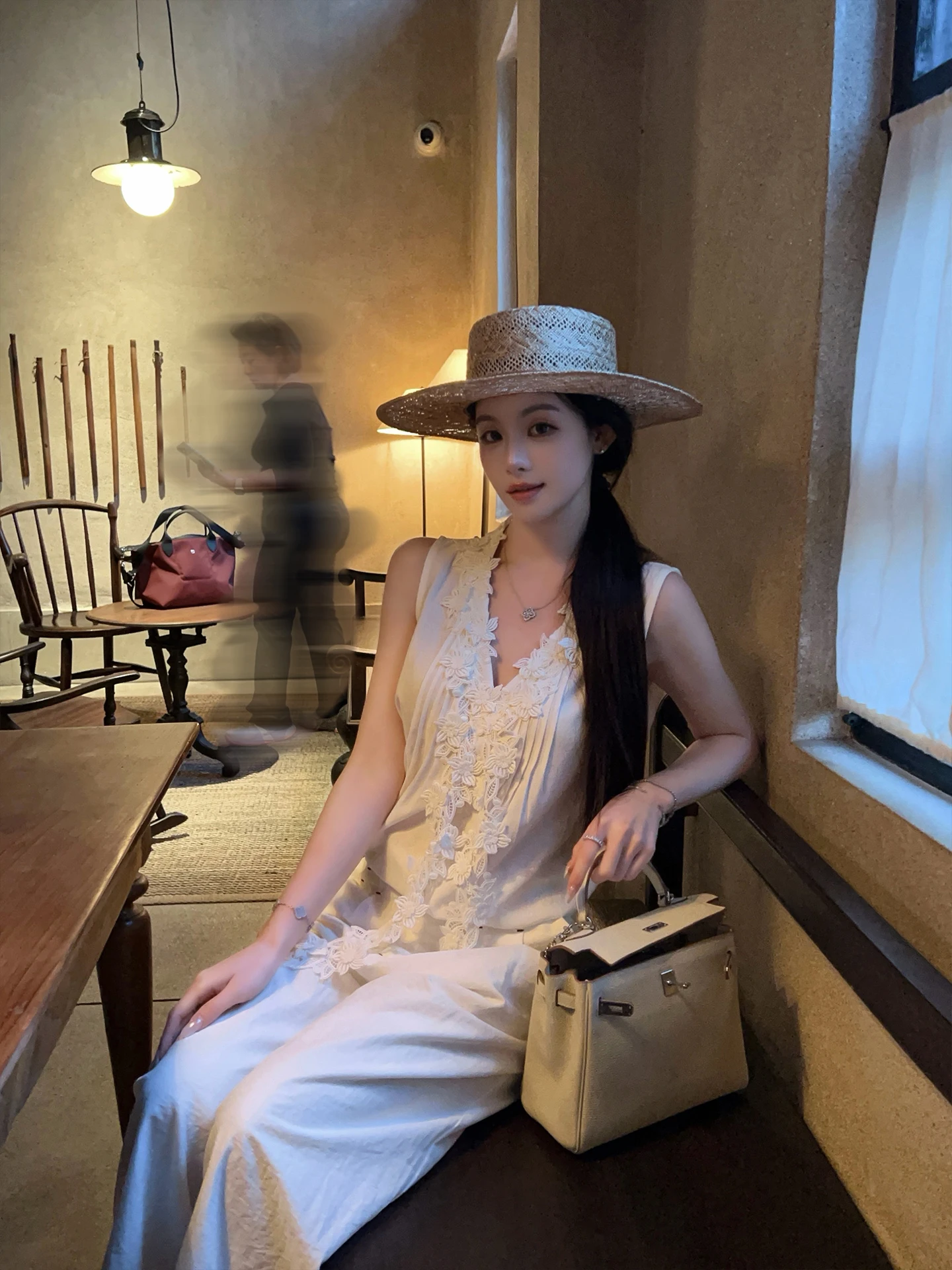 FairyJiang Summer Lace Trim V-Neck White Cotton Linen Strapless Vest Women's Outerwear Sleeveless Tank Top Breathable Casual
FairyJiang Summer Lace Trim V-Neck White Cotton Linen Strapless Vest Women's Outerwear Sleeveless Tank Top Breathable Casual
