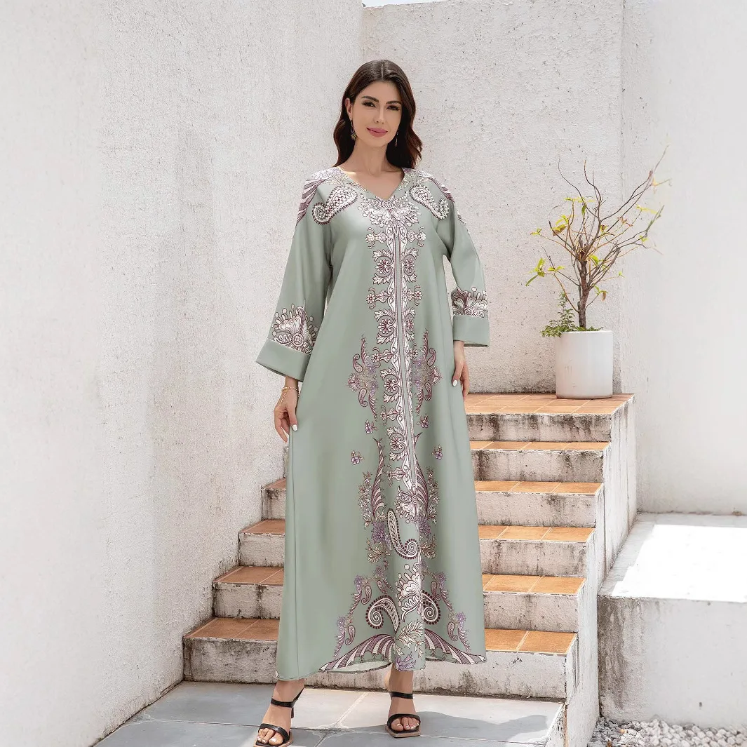 Sw0843 Women's Long Dress With Printed Beading, V-neck And Turn-up Sleeves Robe Abaya Ramadan Dubai Luxury Islam Elegant
Sw0843 Women's Long Dress With Printed Beading, V-neck And Turn-up Sleeves Robe Abaya Ramadan Dubai Luxury Islam Elegant