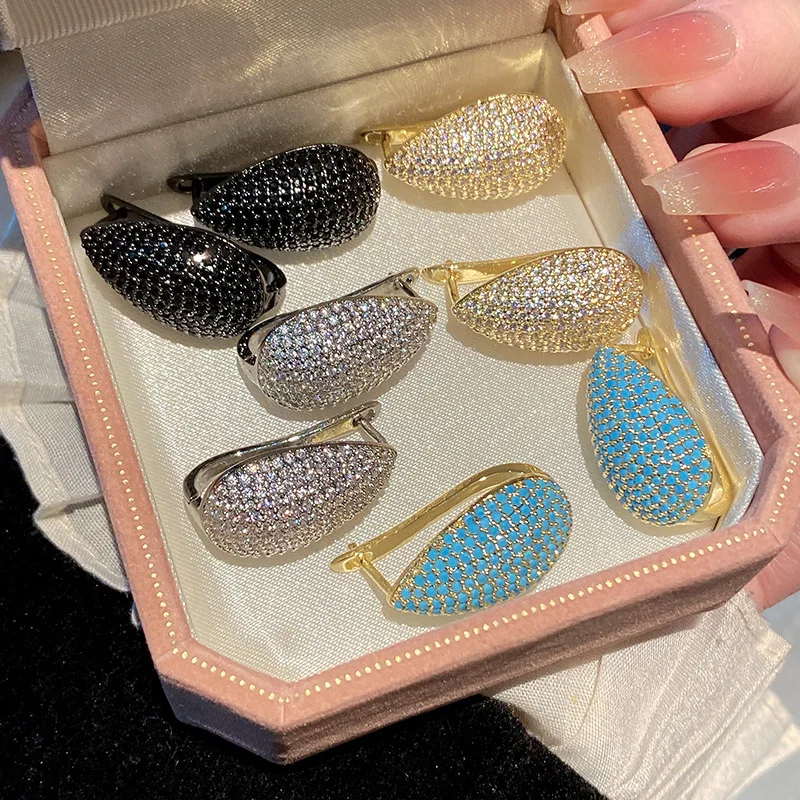 Trendy 18K Gold Plated Brass Chunky Waterproof Earrings Fashion Geometric Statement Earrings Jewelry Women
Trendy 18K Gold Plated Brass Chunky Waterproof Earrings Fashion Geometric Statement Earrings Jewelry Women