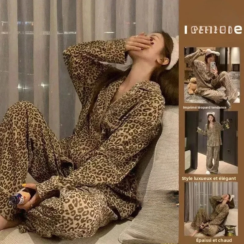 Thickened Long Pajamas Set Warm Home Clothes Leopard Print Luxury Style Women's Sleepwear Korean Style Autumn Winter New Arrival
Thickened Long Pajamas Set Warm Home Clothes Leopard Print Luxury Style Women's Sleepwear Korean Style Autumn Winter New Arrival