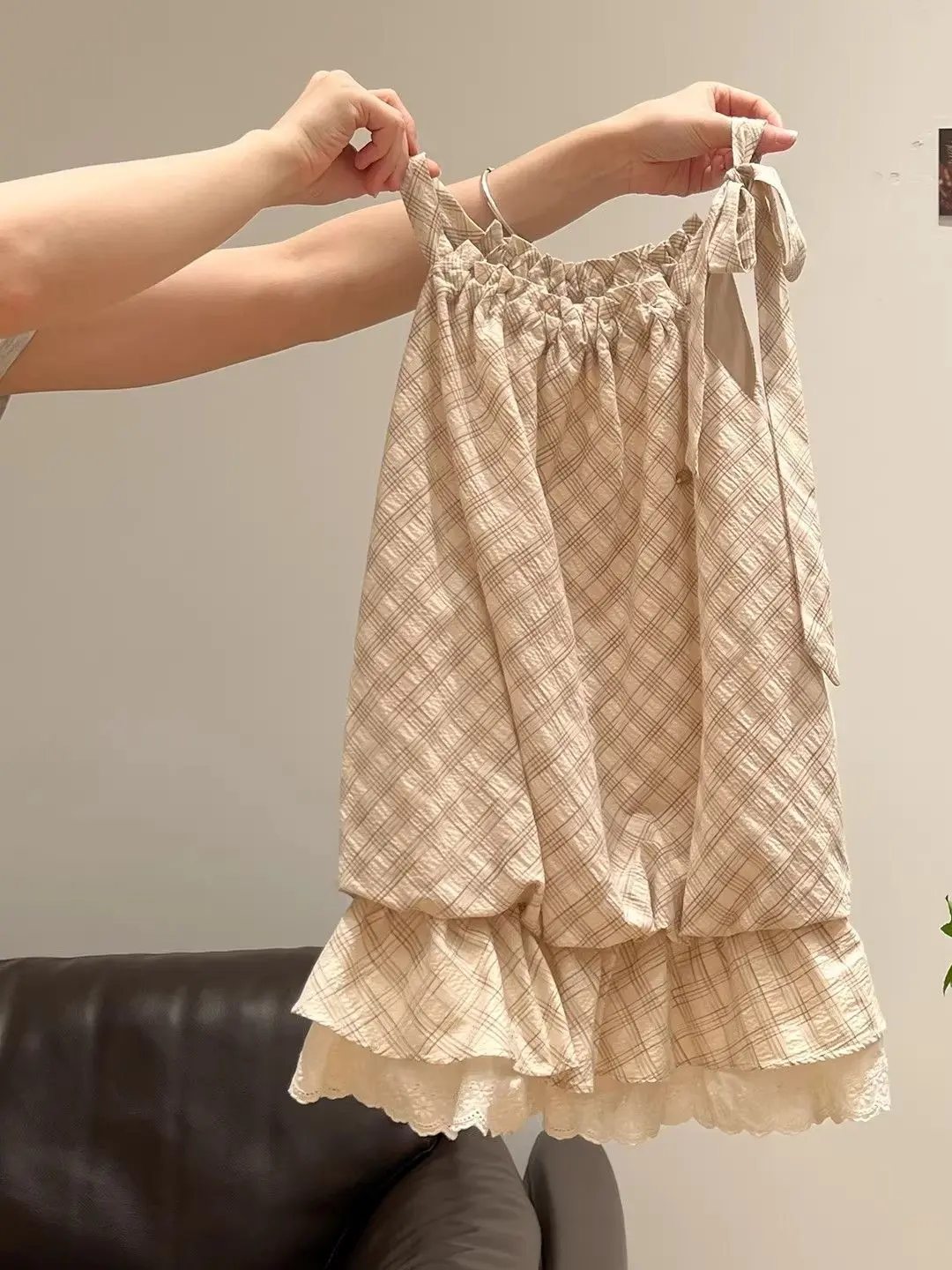 Korean Style plus Size 300 Pounds Sweet Shoulder Bared Roped Small Tank Top Women Fat MM Summer Layering Hollow out Base Vest
Korean Style plus Size 300 Pounds Sweet Shoulder Bared Roped Small Tank Top Women Fat MM Summer Layering Hollow out Base Vest