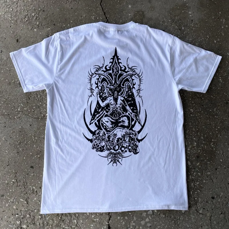 Y2k American High Street Vintage Skull Print Black oversized T-shirt men Goth Harajuku trend Loose fashion couple casual shirts
Y2k American High Street Vintage Skull Print Black oversized T-shirt men Goth Harajuku trend Loose fashion couple casual shirts