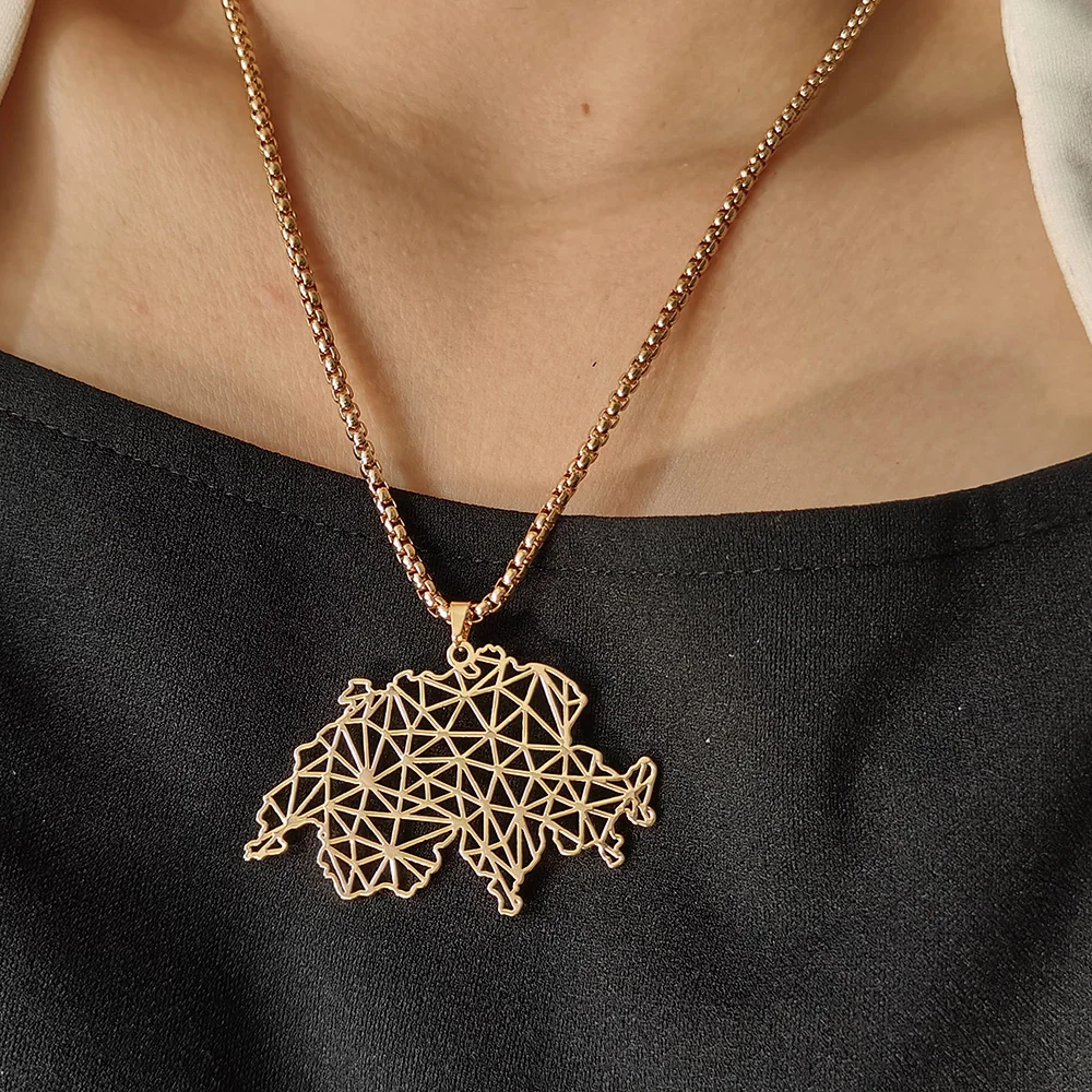 New Swiss Geographic Necklace, 18k Gold-plated Designer Necklace, high-quality waterproof, suitable for daily wear
New Swiss Geographic Necklace, 18k Gold-plated Designer Necklace, high-quality waterproof, suitable for daily wear
