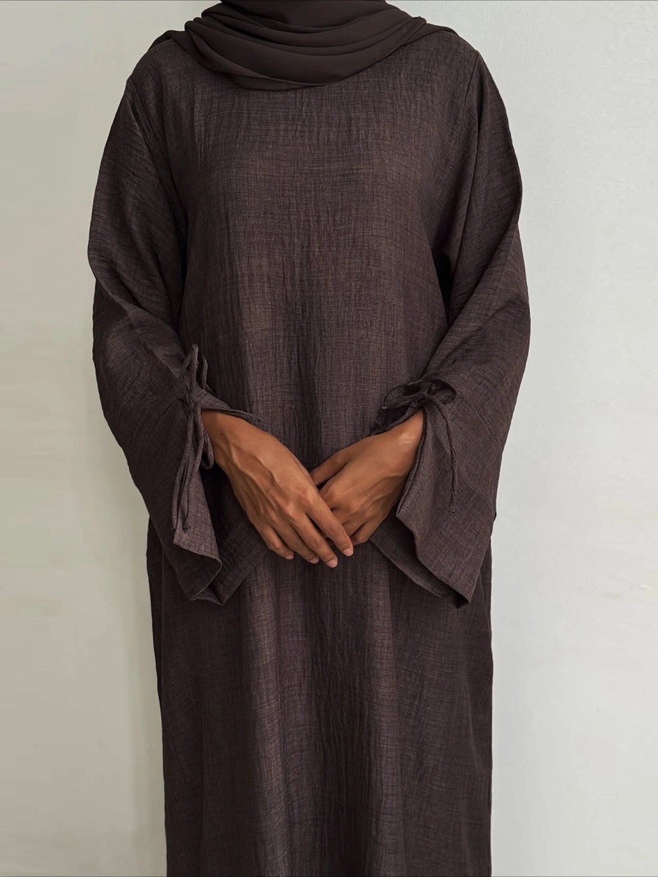 Мусульманское женское платье Абая с однотонным бантом Джалабия Ид 2026 Рамадан Марокко Ислам Vestidos Largos Арабский длинный халат Дубай Абая Кафтан
Мусульманское женское платье Абая с однотонным бантом Джалабия Ид 2026 Рамадан Марокко Ислам Vestidos Largos Арабский длинный халат Дубай Абая Кафтан