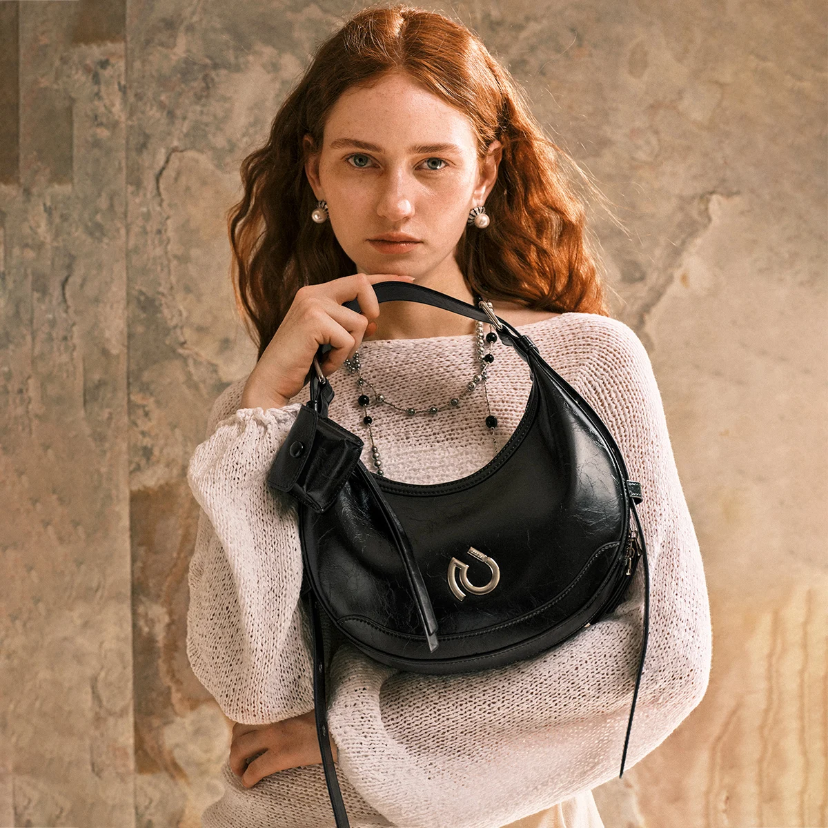 Cnoles Small Purses for Women Trendy Leather Shoulder Bag with Coin Purse Adjustable Strap
Cnoles Small Purses for Women Trendy Leather Shoulder Bag with Coin Purse Adjustable Strap