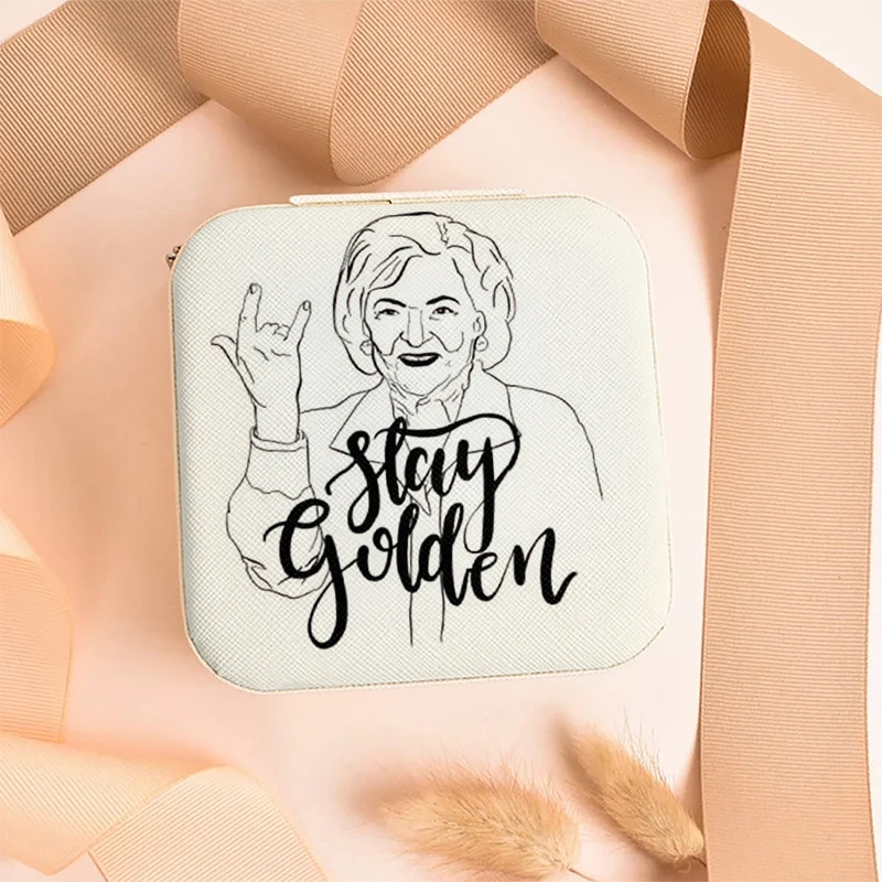 1pc Betty Stay golden Portable Jewelry Storage Box, Simple Jewelry Organizer Box,Gifts Box For Women
1pc Betty Stay golden Portable Jewelry Storage Box, Simple Jewelry Organizer Box,Gifts Box For Women