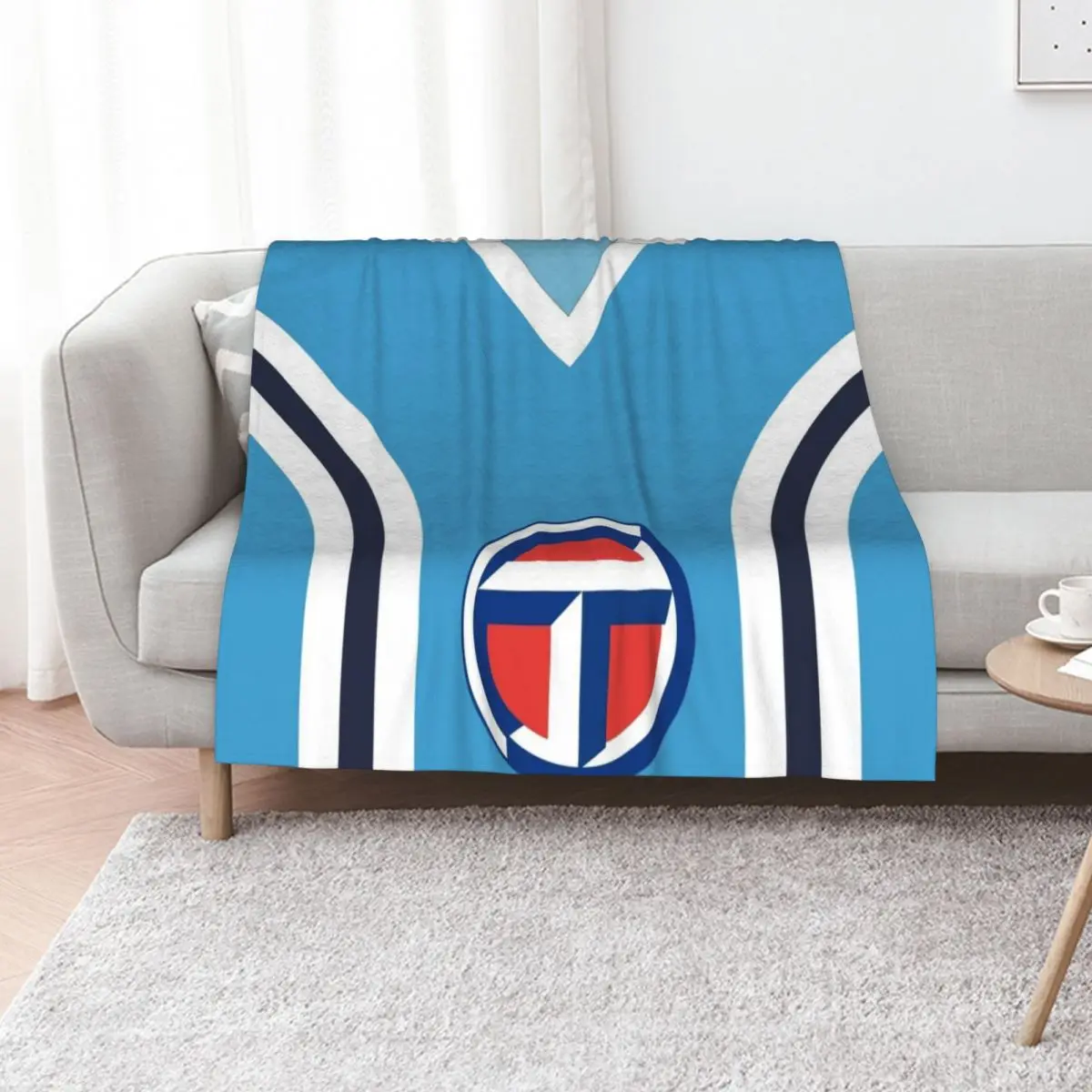 Coventry City Classic Blue Double Striped Kit 1975 - 1981 Throw Blanket Beach Flannel Fabric Furrys For Baby Blankets
Coventry City Classic Blue Double Striped Kit 1975 - 1981 Throw Blanket Beach Flannel Fabric Furrys For Baby Blankets