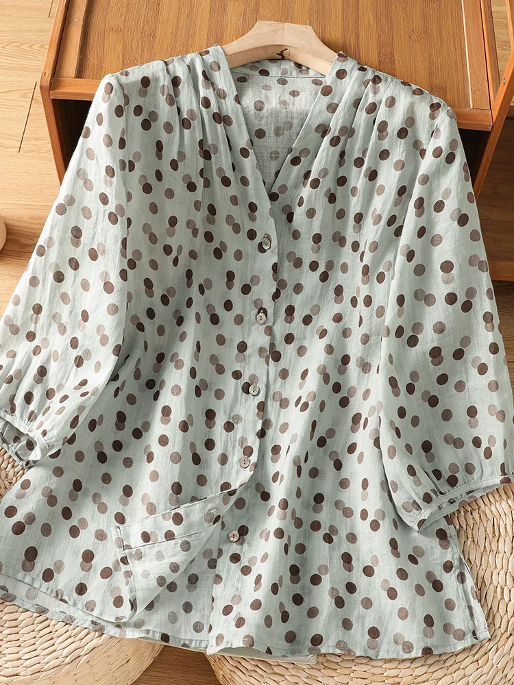 Slimming Lightweight Women's Shirt Summer Fashion Loose Versatile Casual Print Casual V-neck Single-button Closure Breathable
Slimming Lightweight Women's Shirt Summer Fashion Loose Versatile Casual Print Casual V-neck Single-button Closure Breathable