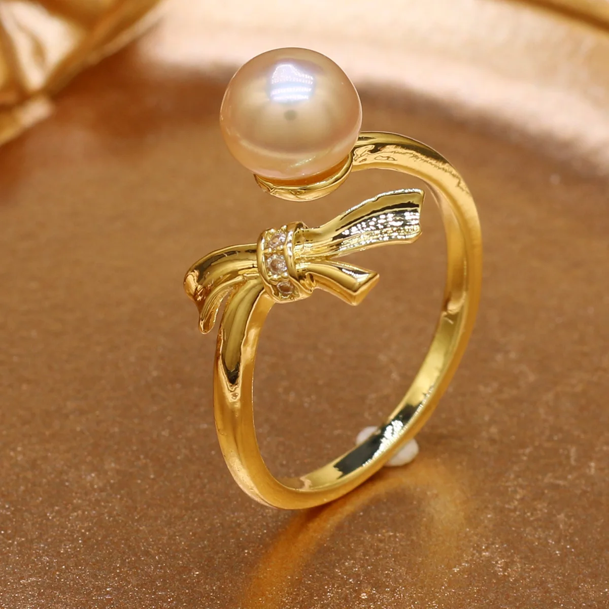Natural freshwater pearl Rings Retro Fashion Rings Gold Plated Adjustable Ring for women Fine Jewelry Memorial Day wedding gifts
Natural freshwater pearl Rings Retro Fashion Rings Gold Plated Adjustable Ring for women Fine Jewelry Memorial Day wedding gifts