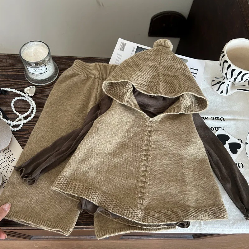 Korean Children's Clothing 2025 New Autumn Girls Fungus Edge Bottoming Shirt Knitted Hooded Vest Casual Pants Three-piece Set
Korean Children's Clothing 2025 New Autumn Girls Fungus Edge Bottoming Shirt Knitted Hooded Vest Casual Pants Three-piece Set