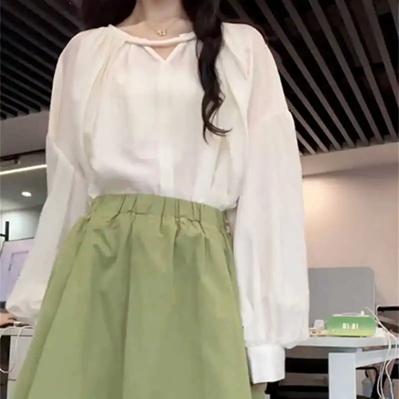 Шикарный женский шифоновый топ Sweet Sle, весна-осень, новая мода, нежный ветер, антивозрастной милый топ, корейский свободный крой, длинный свеч...
Шикарный женский шифоновый топ Sweet Sle, весна-осень, новая мода, нежный ветер, антивозрастной милый топ, корейский свободный крой, длинный свеч...