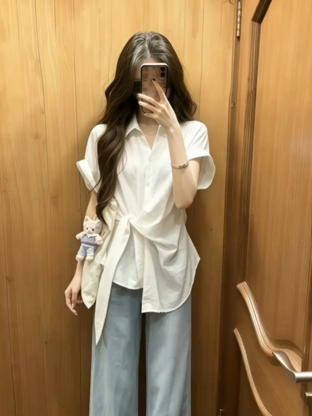 Korean Style White Belted Short Sleeve Shirt Women's Summer Slimming Design Loose Top Fashionable Belted Waist-Cinching Shirt
Korean Style White Belted Short Sleeve Shirt Women's Summer Slimming Design Loose Top Fashionable Belted Waist-Cinching Shirt