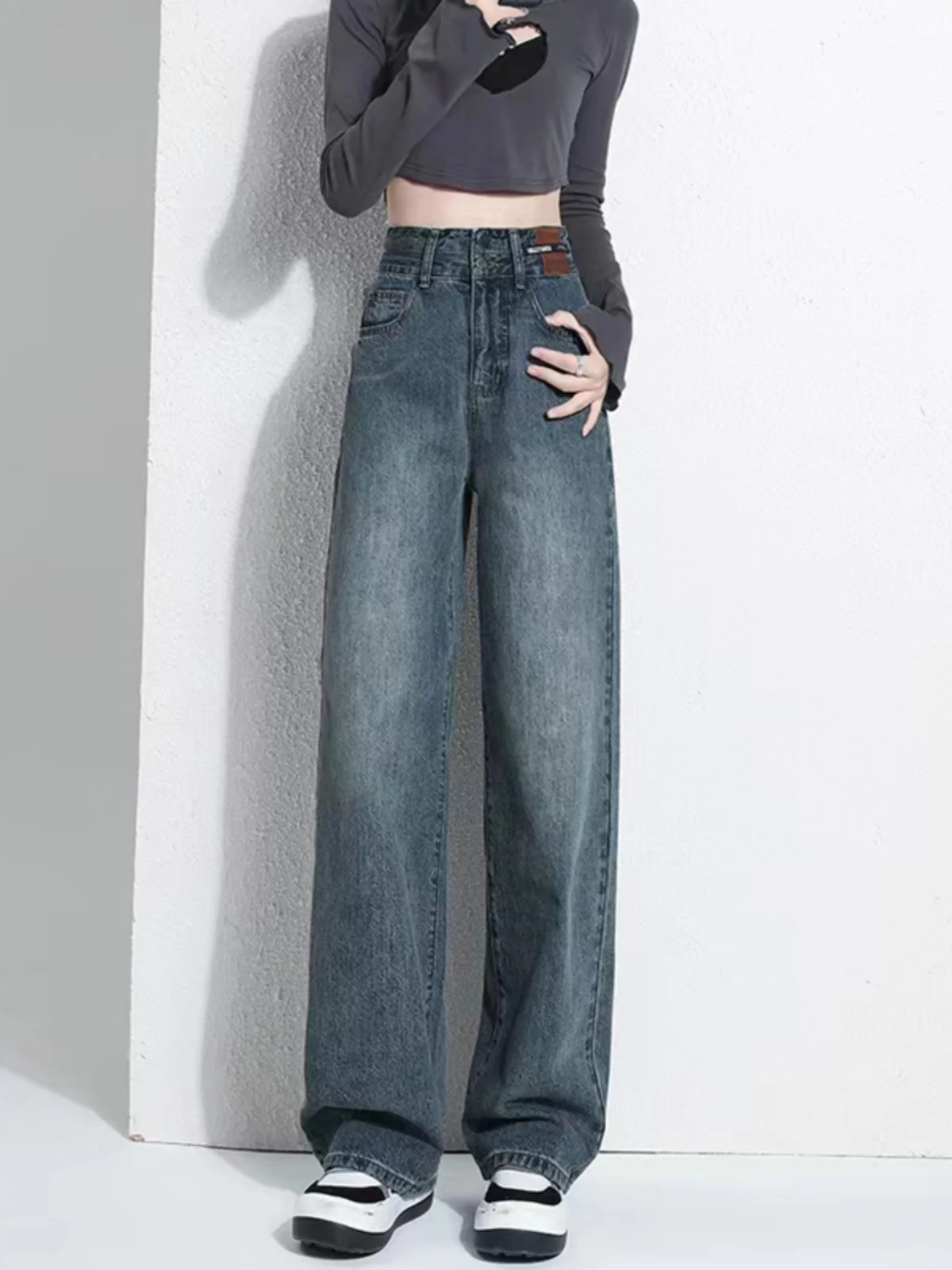 American Retro Blue Jeans High Waist Wide Leg Floor-Length Loose Fit Straight Leg Trousers for Women Spring Autumn Style
American Retro Blue Jeans High Waist Wide Leg Floor-Length Loose Fit Straight Leg Trousers for Women Spring Autumn Style