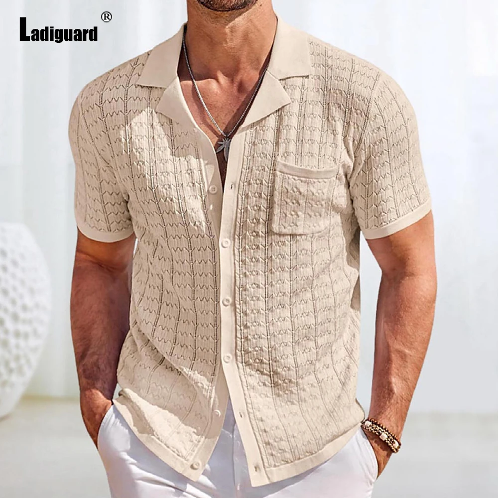 Men's Stand Pocket Casual Beach Shirts Clothing 2025 Lepal Collar Fashion Top Khaki Soft Blouse Men Short Sleeve Knitted Outwear
Men's Stand Pocket Casual Beach Shirts Clothing 2025 Lepal Collar Fashion Top Khaki Soft Blouse Men Short Sleeve Knitted Outwear