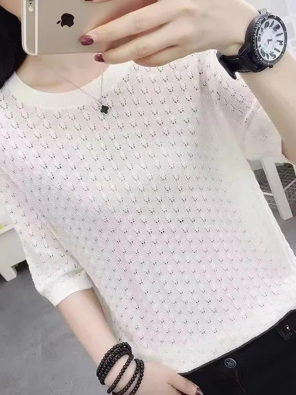 Summer New Pure Color Loose Hollow Knitted Ice Silk Thin Short Sleeve round Neck T-Shirt Women's Fashion Breathable Casual Top
Summer New Pure Color Loose Hollow Knitted Ice Silk Thin Short Sleeve round Neck T-Shirt Women's Fashion Breathable Casual Top