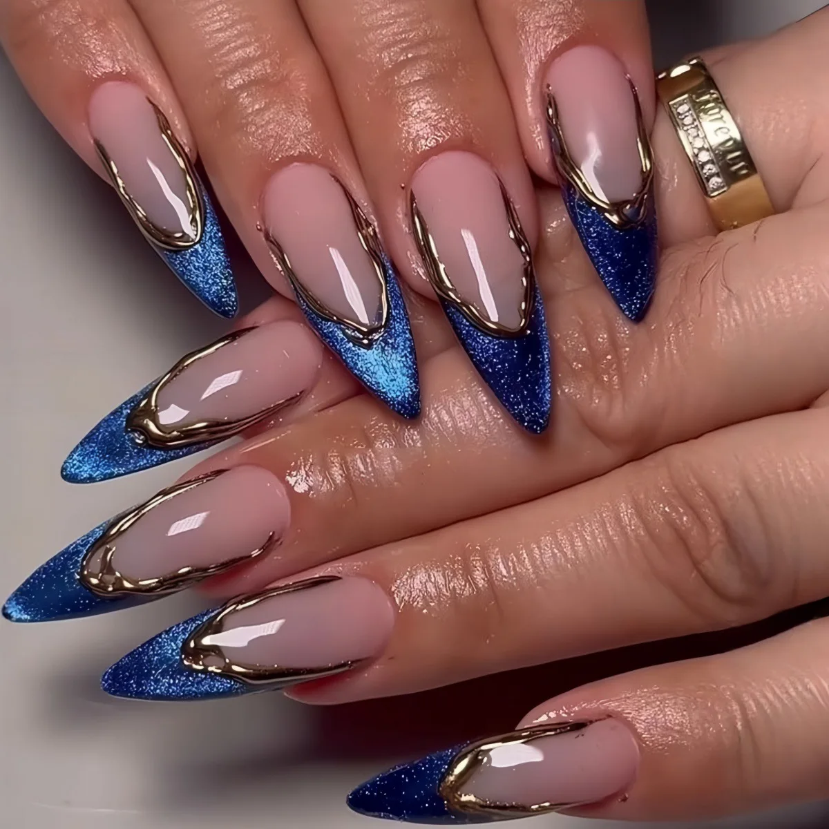 24pcs Simple Long Stiletto Press on False Nails Tips Fashion Cat's Eye French Almond Nails Art with Gilded Design Blue Fake Nail
24pcs Simple Long Stiletto Press on False Nails Tips Fashion Cat's Eye French Almond Nails Art with Gilded Design Blue Fake Nail