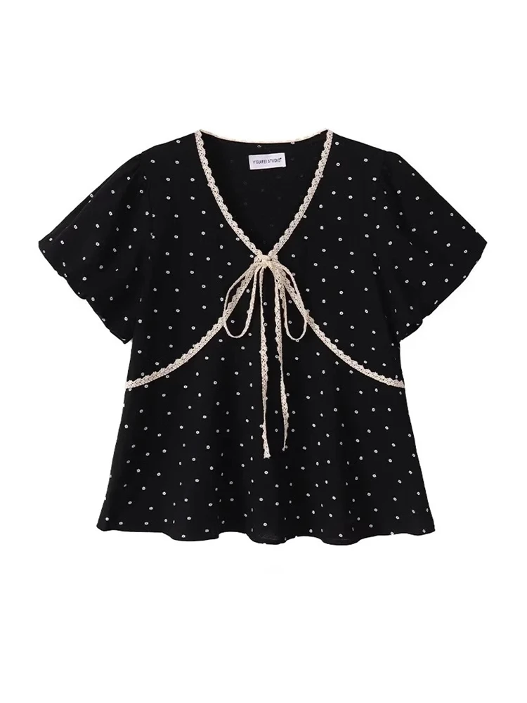 plus Size Women's Bubble Sleeve Shirt V-Neck Lace Trim Doll Top Summer Slimming Design Korean Style Loose Fit Polyester Fiber
plus Size Women's Bubble Sleeve Shirt V-Neck Lace Trim Doll Top Summer Slimming Design Korean Style Loose Fit Polyester Fiber