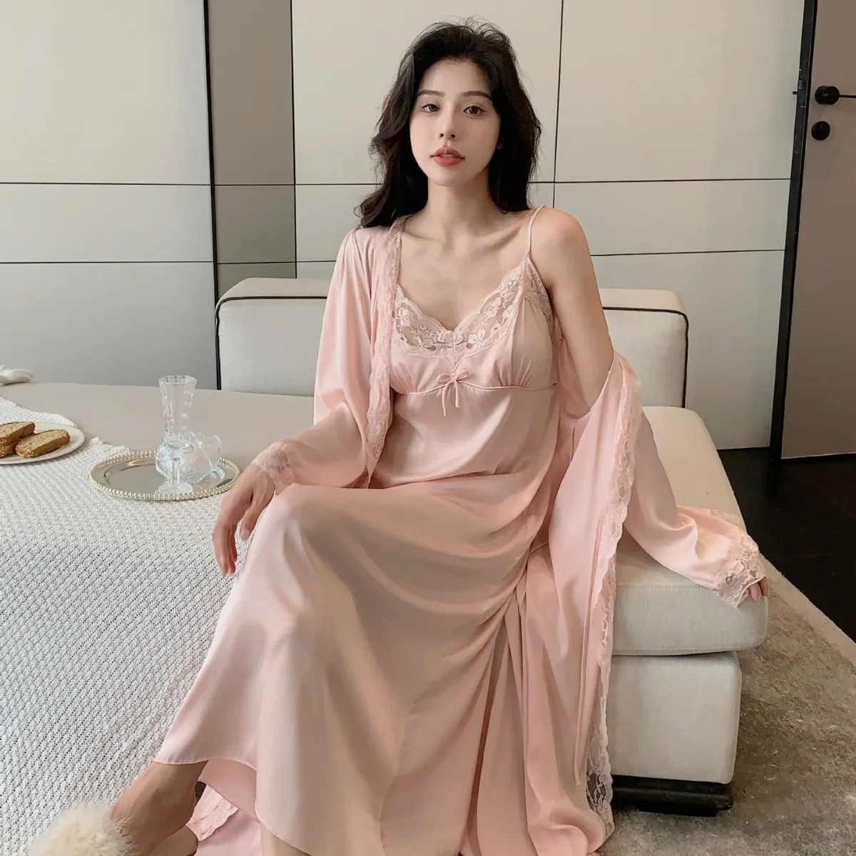 2PCS Women Lace Long Robe Set Nightgown Underwear Summer Faux Silk Bathrobe Gown Suit Sleepwear Kimono Homedress Lingerie
2PCS Women Lace Long Robe Set Nightgown Underwear Summer Faux Silk Bathrobe Gown Suit Sleepwear Kimono Homedress Lingerie