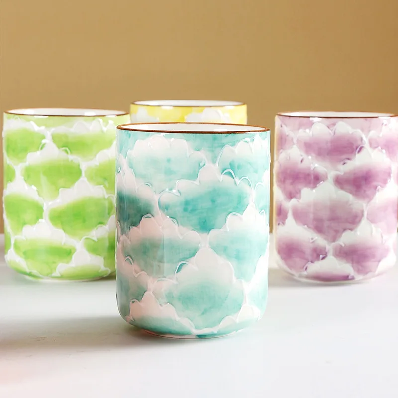 Kutayaki ceramic cup high value water cup hand painted tea cup Japanese personal underglaze color hotel beverage
Kutayaki ceramic cup high value water cup hand painted tea cup Japanese personal underglaze color hotel beverage