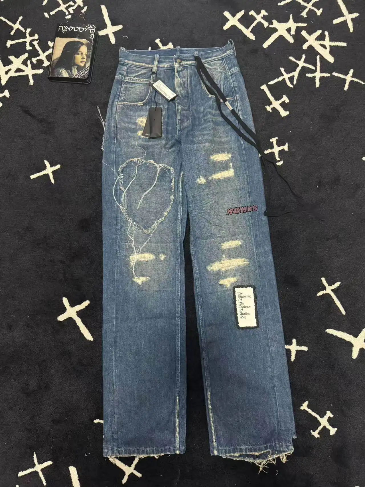 Ann Wandering Poet Ribbon Destroy Tassel Patch Patch Straight Blue Jeans
Ann Wandering Poet Ribbon Destroy Tassel Patch Patch Straight Blue Jeans