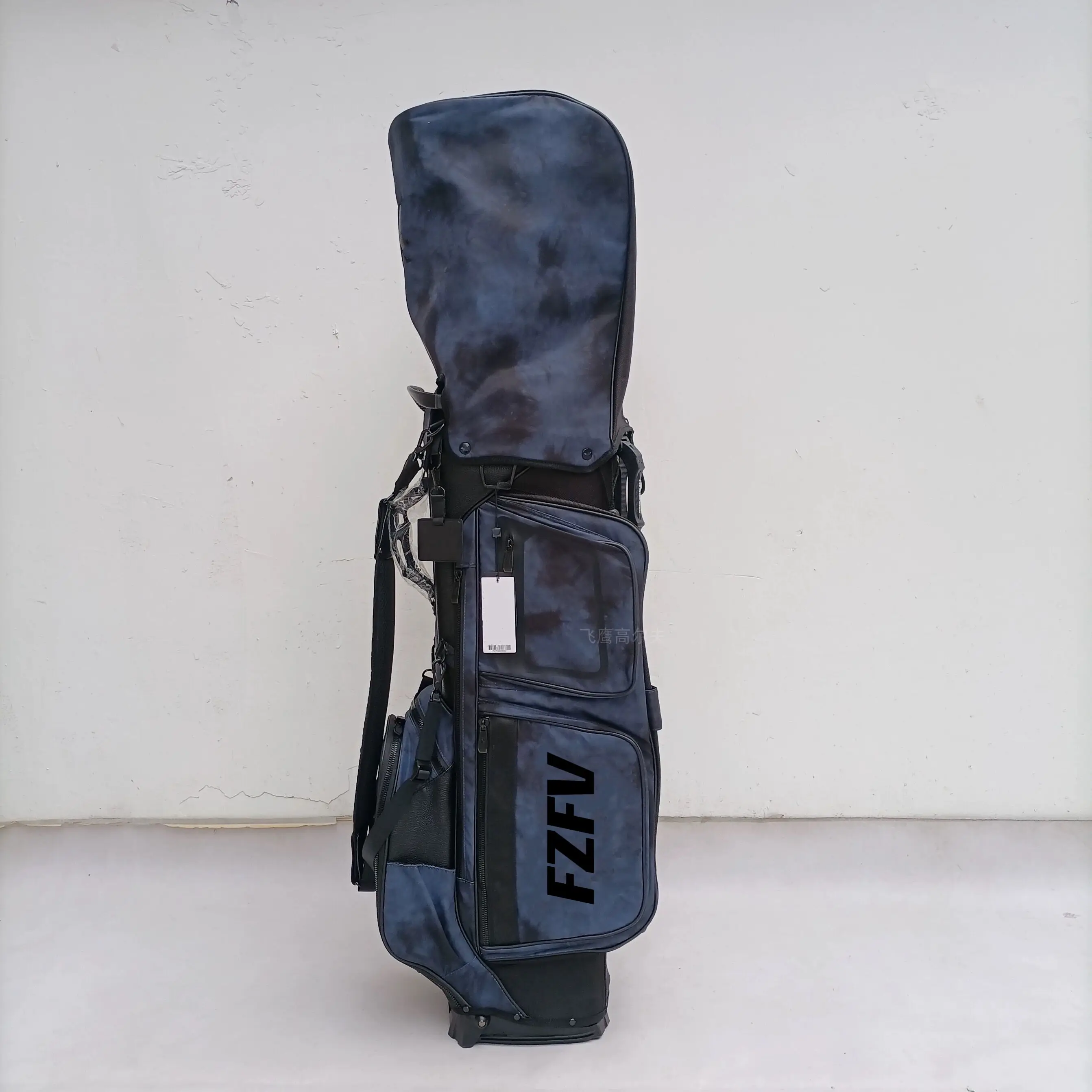 2024 Launched Golf Bag Camouflage Fashion Outdoor Sports Equipment Bag Waterproof Large Capacity Golf Support Bag
2024 Launched Golf Bag Camouflage Fashion Outdoor Sports Equipment Bag Waterproof Large Capacity Golf Support Bag