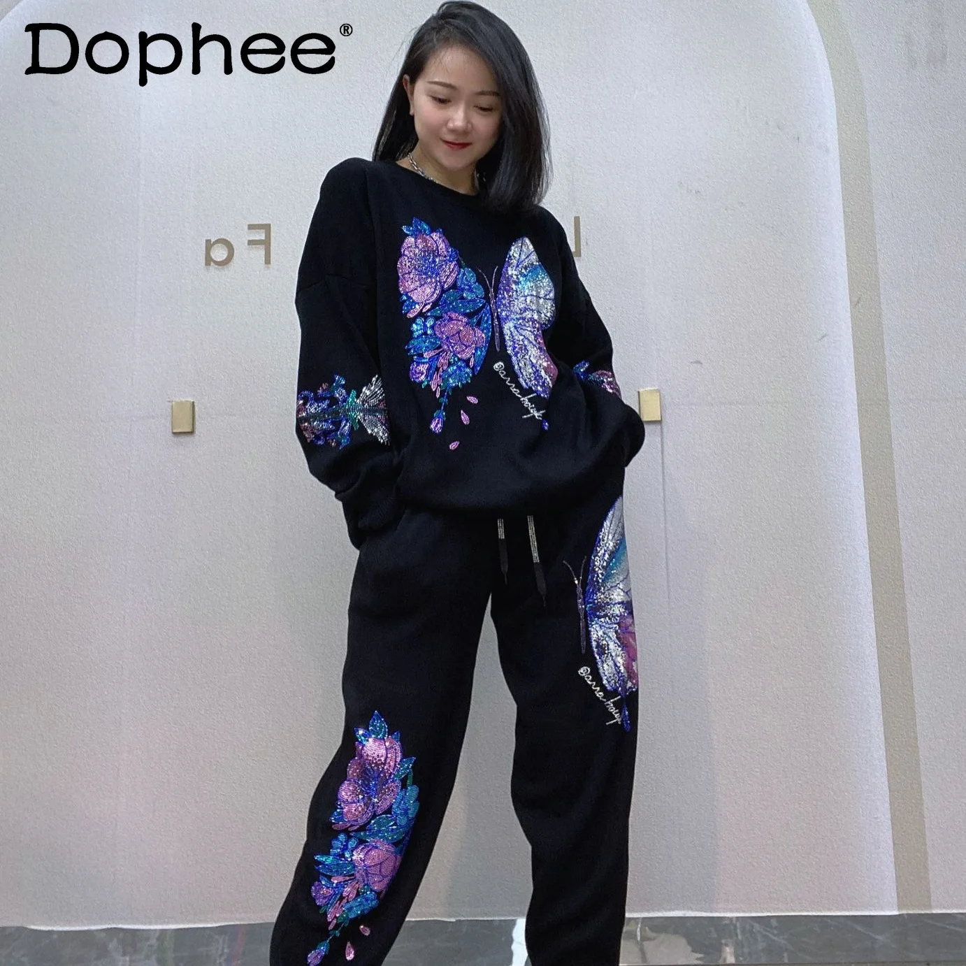 Crew Neck Pullover Sweater Knitted Two-piece Sets Women Autumn Loose Casual Long-sleeved Butterfly Hot Diamond Pants Sets
Crew Neck Pullover Sweater Knitted Two-piece Sets Women Autumn Loose Casual Long-sleeved Butterfly Hot Diamond Pants Sets