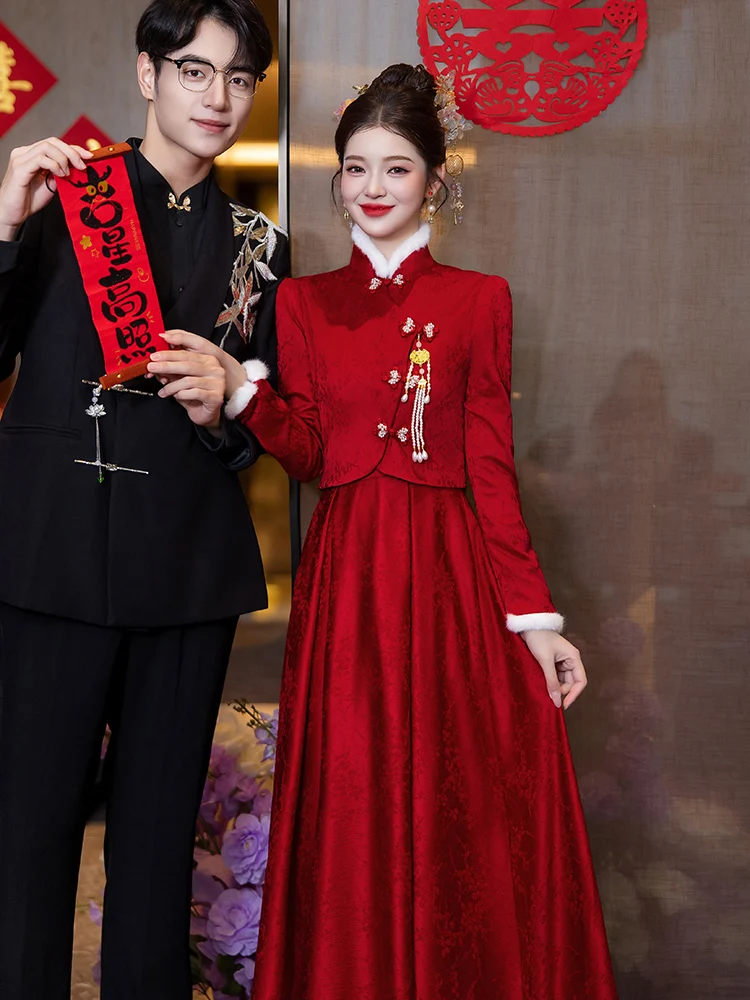 Красное длинное свадебное платье в новом китайском стиле для помолвки, женское модное платье, осенне-зимняя коллекция, премиум-класс
Красное длинное свадебное платье в новом китайском стиле для помолвки, женское модное платье, осенне-зимняя коллекция, премиум-класс