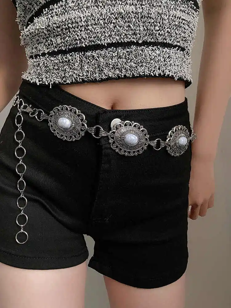 1pcs Women's Korean Version Ins Retro Decorative Metal Thin Waist Belt Chain Unique High-End Ethnic Wind Fashion Belt Suitable f
1pcs Women's Korean Version Ins Retro Decorative Metal Thin Waist Belt Chain Unique High-End Ethnic Wind Fashion Belt Suitable f
