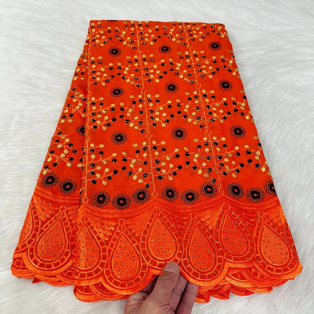 African Lace Fabrics With Rhinestones Cotton Voile Embroidered Swiss Voile Lace in Switzerland 5 Yards
African Lace Fabrics With Rhinestones Cotton Voile Embroidered Swiss Voile Lace in Switzerland 5 Yards