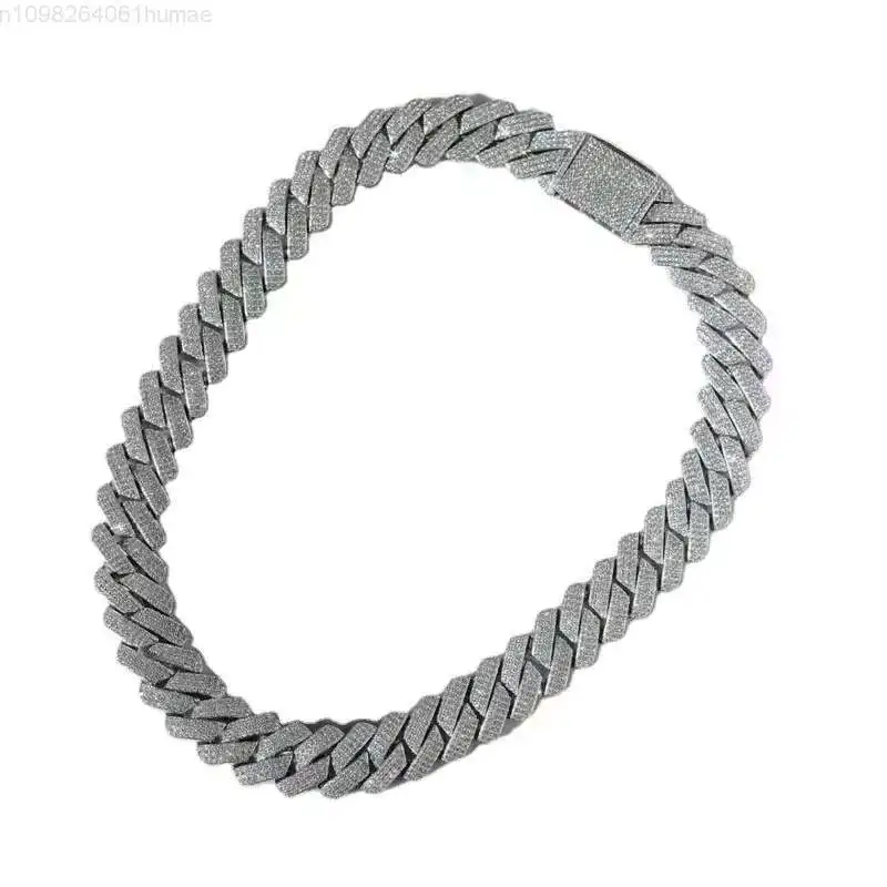 Iced Out Moissanite Diamond Necklaces Prong Setting Miami Cuban Link Chain for Men Icy Gold Plated Hip Hop Jewelry for Rapper
Iced Out Moissanite Diamond Necklaces Prong Setting Miami Cuban Link Chain for Men Icy Gold Plated Hip Hop Jewelry for Rapper