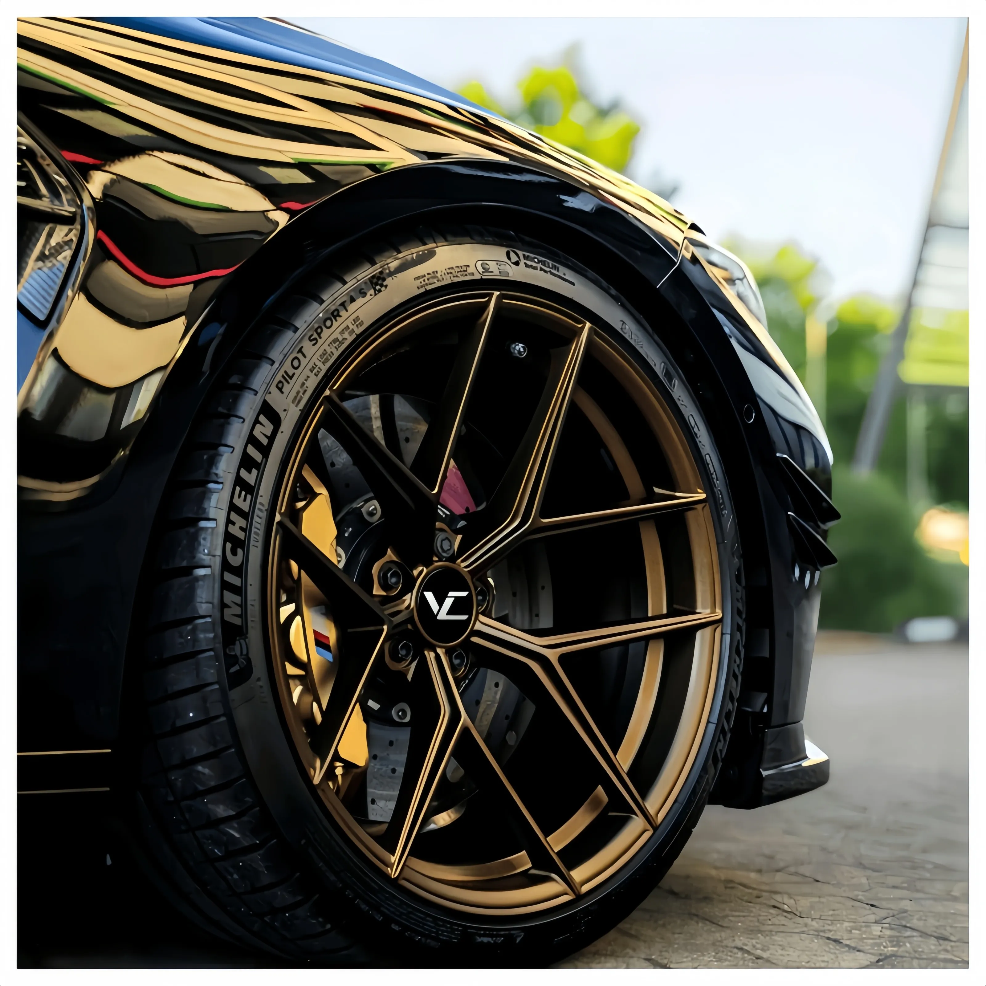 Deep-dish forged, brushed and polished 5x120, 5x112, 5x114.3, 18–22-inch racing wheels
Deep-dish forged, brushed and polished 5x120, 5x112, 5x114.3, 18–22-inch racing wheels