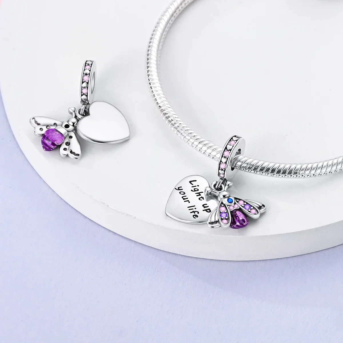 925 Sterling Silver Firefly Charm Pendant Glowing Jewelry for Women DIY Bracelet Making Night Light Gift Birthday Party
925 Sterling Silver Firefly Charm Pendant Glowing Jewelry for Women DIY Bracelet Making Night Light Gift Birthday Party