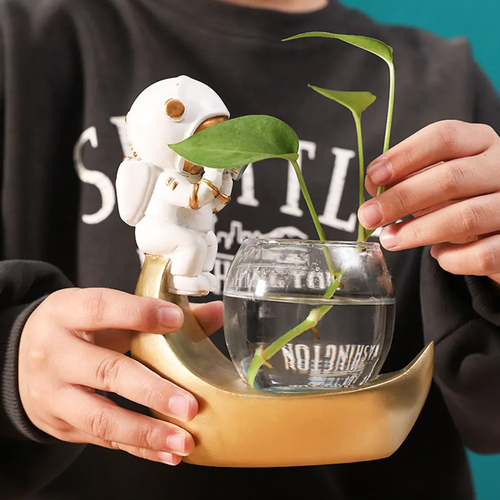 Hydroponic Office Glass Resin Flower Container Desk Room Astronaut Plant Vase Office Home Hydroponic Vase Decor
Hydroponic Office Glass Resin Flower Container Desk Room Astronaut Plant Vase Office Home Hydroponic Vase Decor