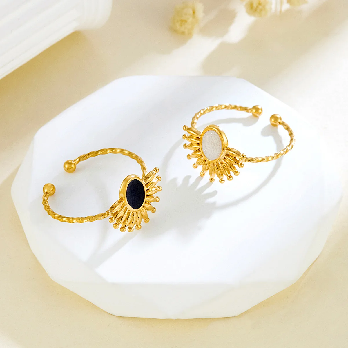 Stainless Steel Sunflower Enamel Ring Adjustable Cute Finger Jewelry Comfortable Daily Wear Ring Sweet Gift for Girls Friends
Stainless Steel Sunflower Enamel Ring Adjustable Cute Finger Jewelry Comfortable Daily Wear Ring Sweet Gift for Girls Friends