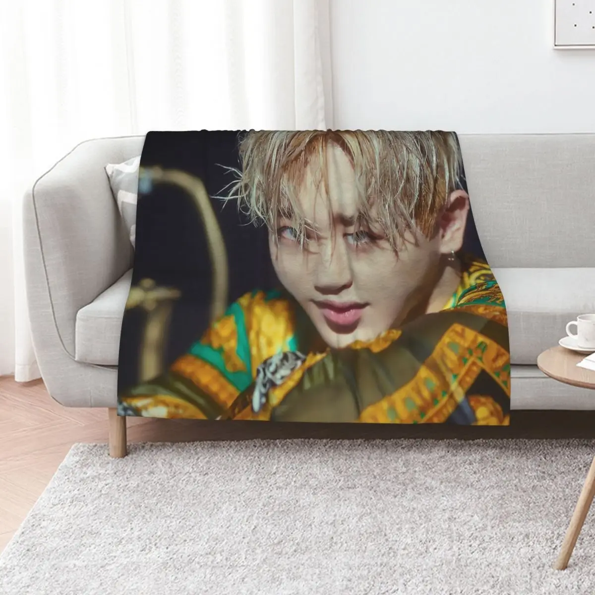 Wonho Throw Blanket Durable Warm Blanket for Daily Home Use
Wonho Throw Blanket Durable Warm Blanket for Daily Home Use
