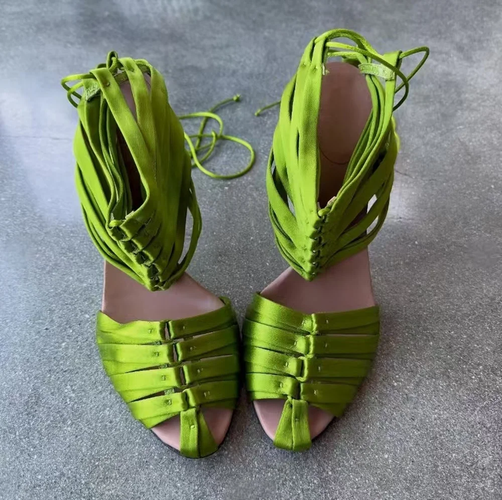 Sexy Style Vibrant Green Satin Lace-Up Sandals Multi-Strap Design Peep-Toe Metallic Stiletto Heel Luxe Summer Elegant High Heels
Sexy Style Vibrant Green Satin Lace-Up Sandals Multi-Strap Design Peep-Toe Metallic Stiletto Heel Luxe Summer Elegant High Heels