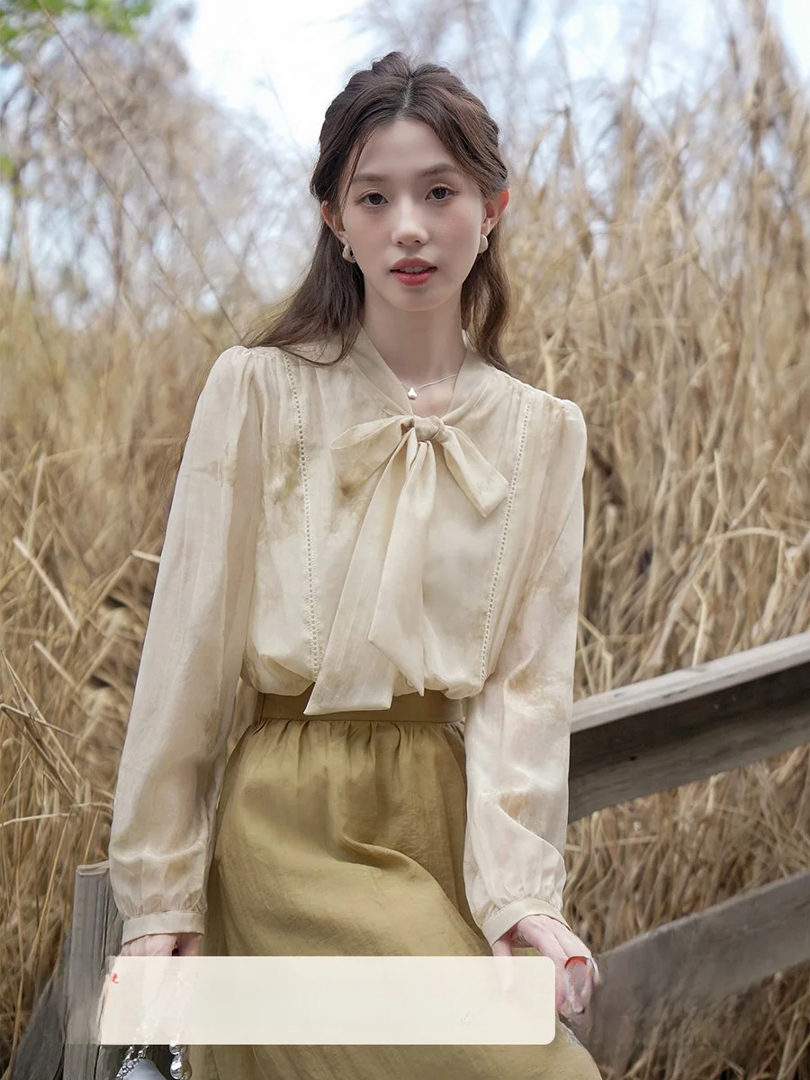 Ele Long Sve adient irt for Women Knot Vintage Top Chinese Sle Straight Cut Breathable Floral Print
Ele Long Sve adient irt for Women Knot Vintage Top Chinese Sle Straight Cut Breathable Floral Print