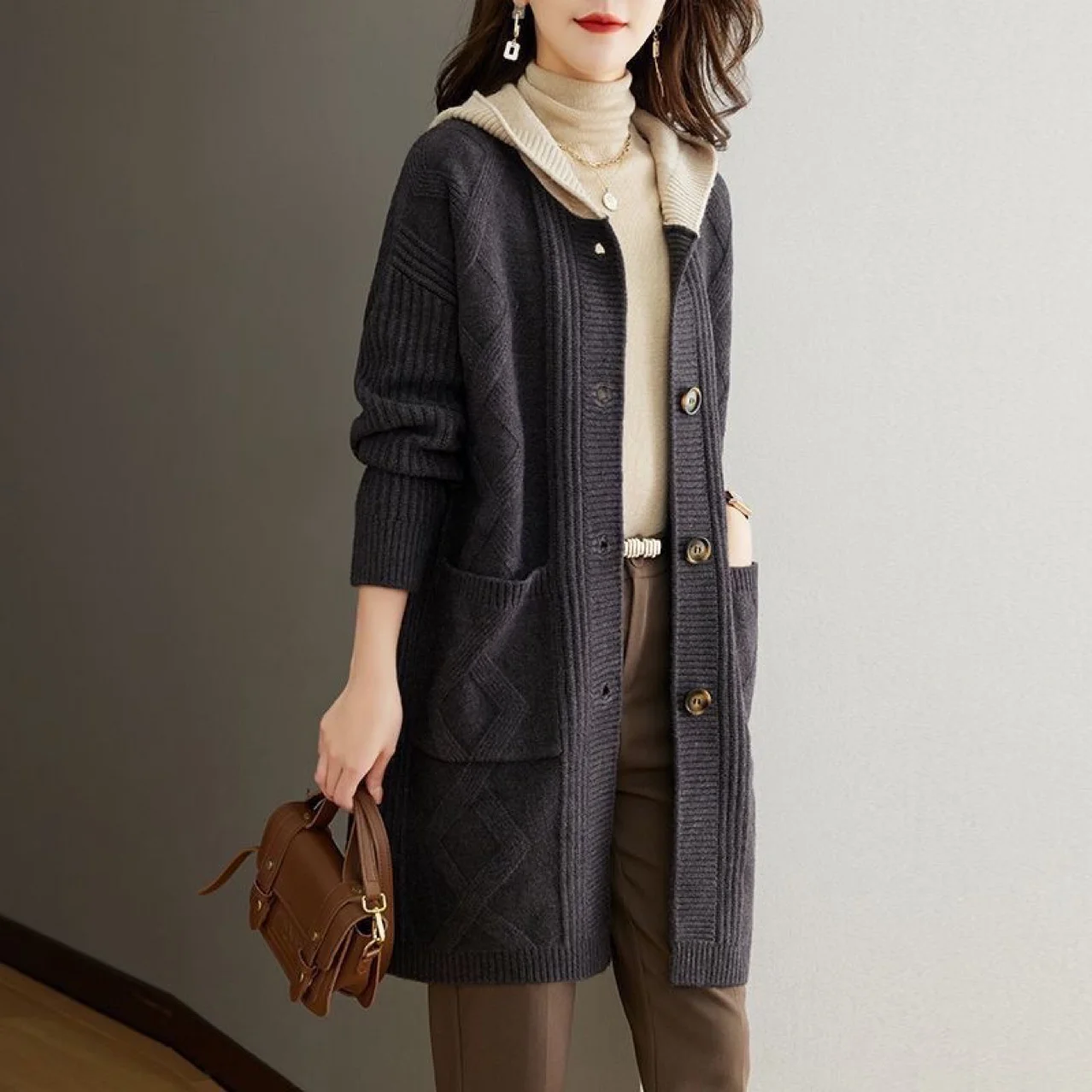 Mid-Long Cardigans In Woman Womens Fall Loose Fur-Collar Raglan Button-Decorated Puffed Knits Semi-Turtleneck Mohair Streetwear
Mid-Long Cardigans In Woman Womens Fall Loose Fur-Collar Raglan Button-Decorated Puffed Knits Semi-Turtleneck Mohair Streetwear