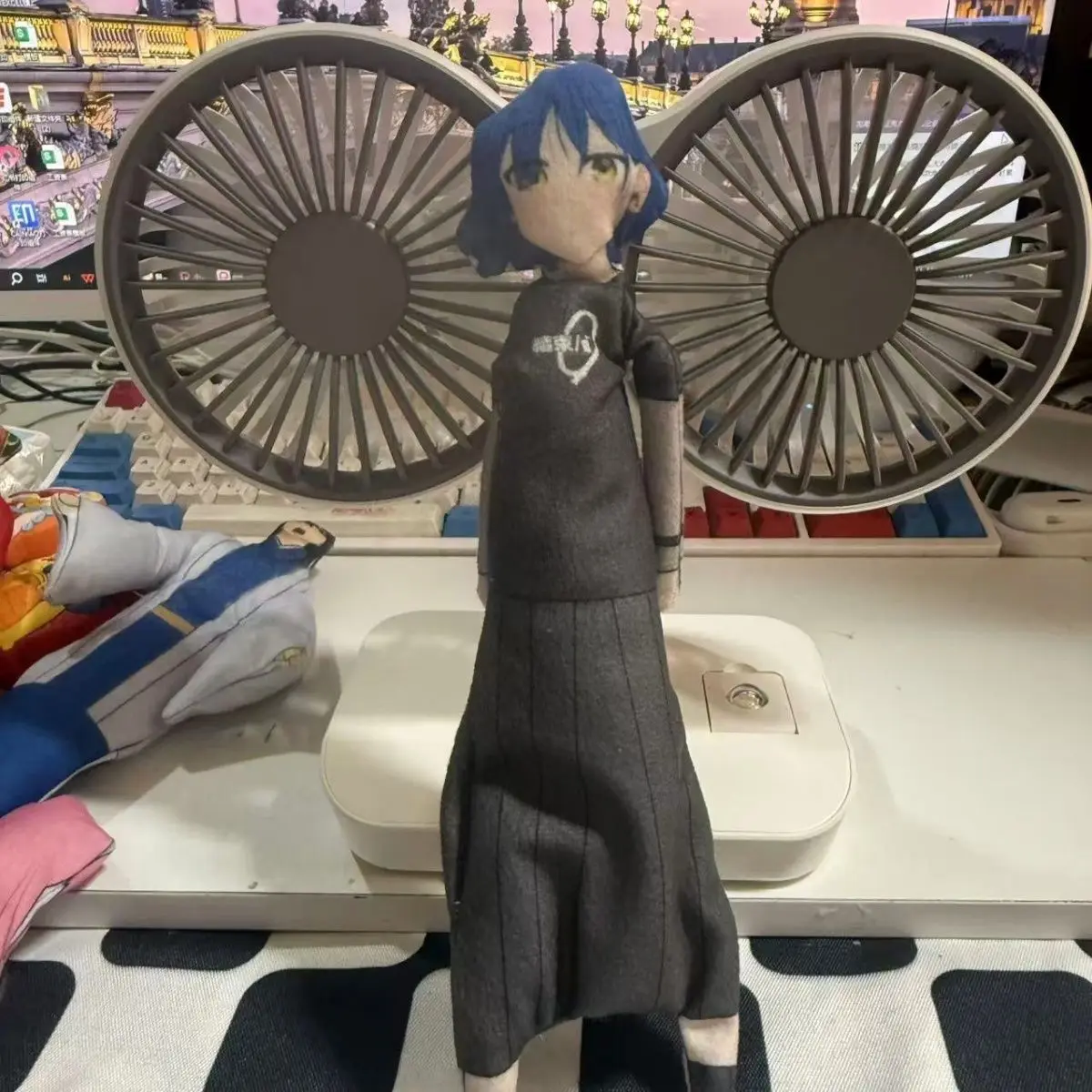 Куклы-плюшевые игрушки Bocchi the Rock! Гото Хитори, Ичидзи Нижика, Кита Икуйо, с подвижным телом, абстрактным каркасом из проволоки, ручной работы, реквизит для Хэллоуина
Куклы-плюшевые игрушки Bocchi the Rock! Гото Хитори, Ичидзи Нижика, Кита Икуйо, с подвижным телом, абстрактным каркасом из проволоки, ручной работы, реквизит для Хэллоуина